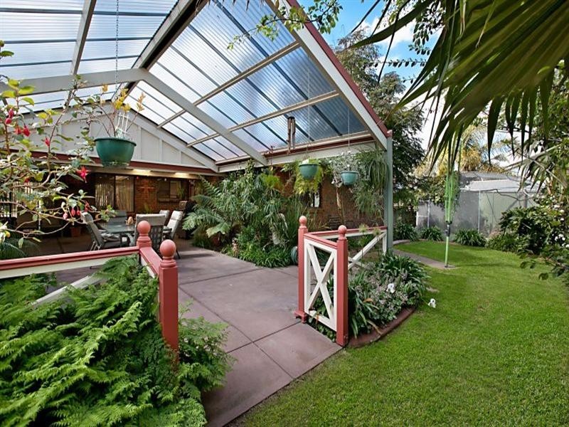 18 Whitlam Street, St Agnes SA 5097