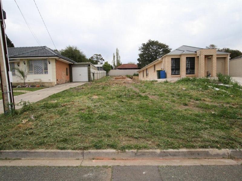 40 Cooinda Avenue, Redwood Park SA 5097