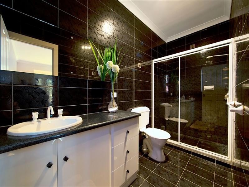 24 Holbrook Crescent, Greenwith SA 5125