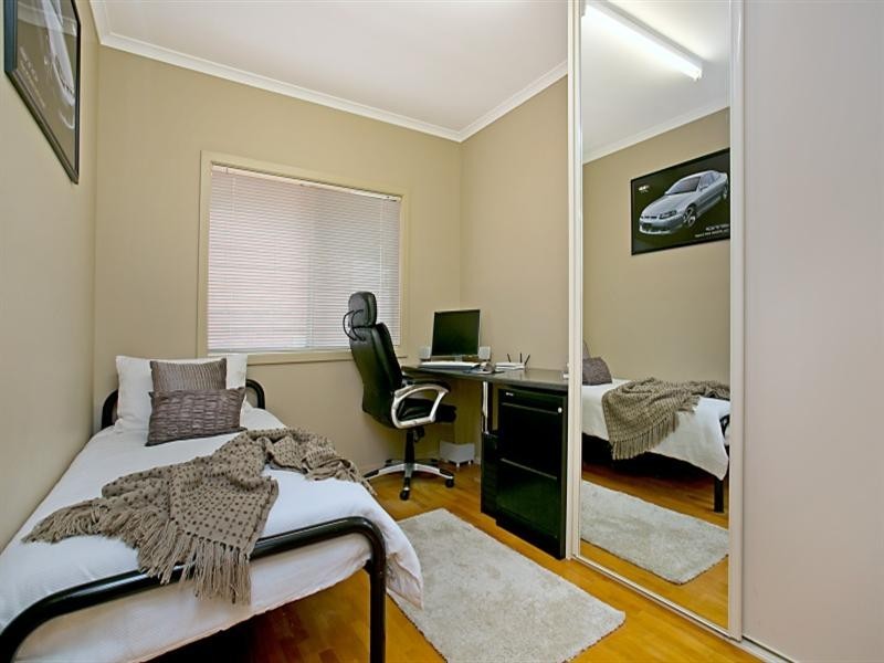 8 Lachlan Street, Greenwith SA 5125