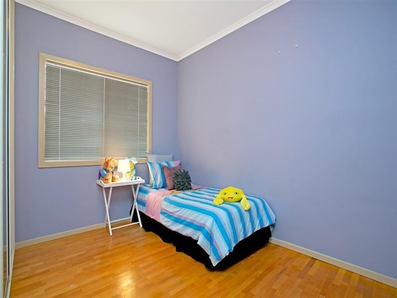 8 Lachlan Street, Greenwith SA 5125