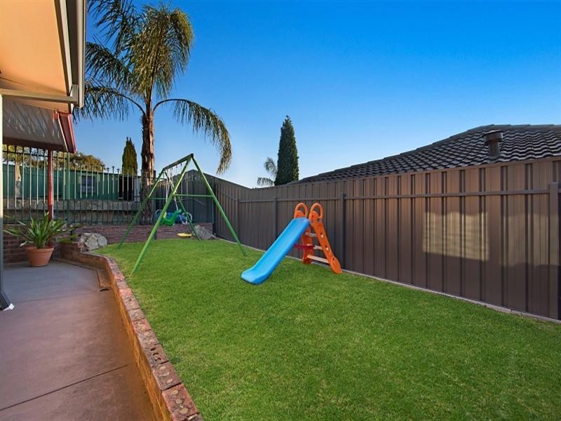 15 Flinders Avenue, Fairview Park SA 5126