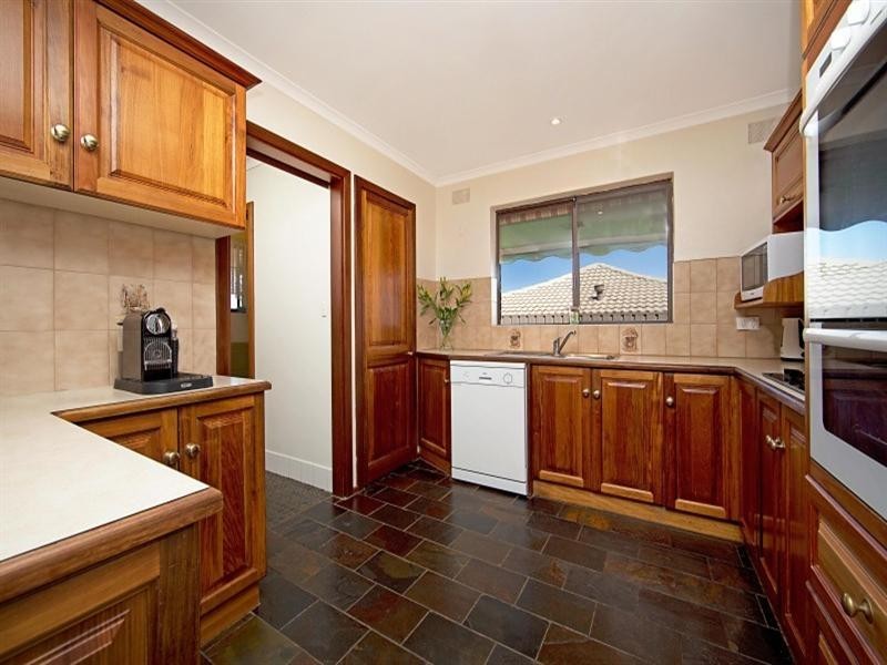 15 Flinders Avenue, Fairview Park SA 5126