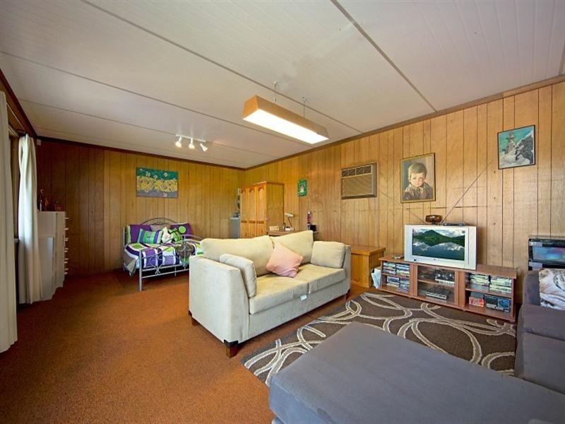 15 Flinders Avenue, Fairview Park SA 5126