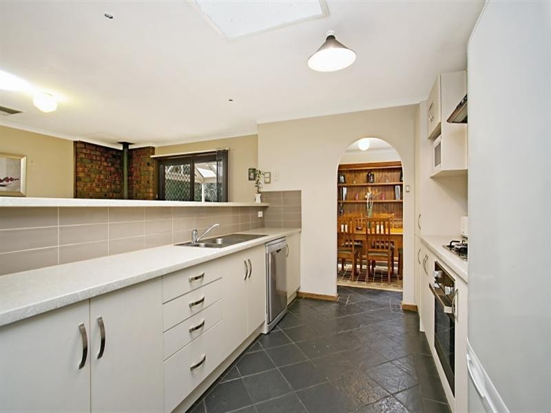 8 Hodges Street, Redwood Park SA 5097