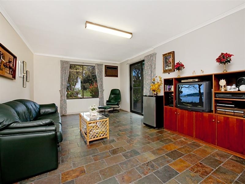 3 Carolan Crescent, Valley View SA 5093