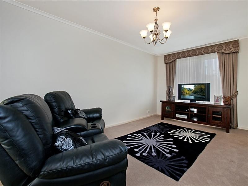 31 Palomino Parade, Wynn Vale SA 5127