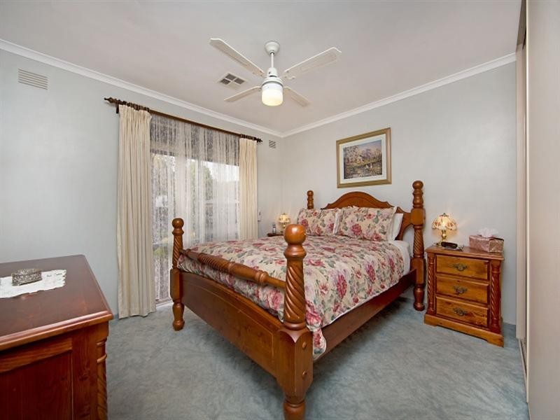 17 Loretta Street, Redwood Park SA 5097