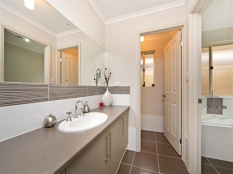 11 Whiteley Street, Munno Para SA 5115