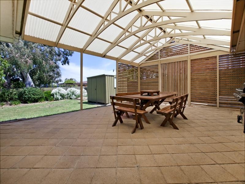 41 Cooinda Avenue, Redwood Park SA 5097