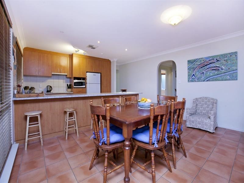21 Bluestone Drive, Walkley Heights SA 5098