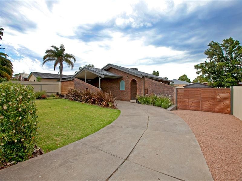 18 Andrea Street, Highbury SA 5089