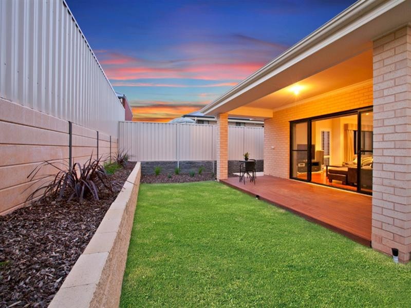 22 Swallow Avenue, Modbury Heights SA 5092