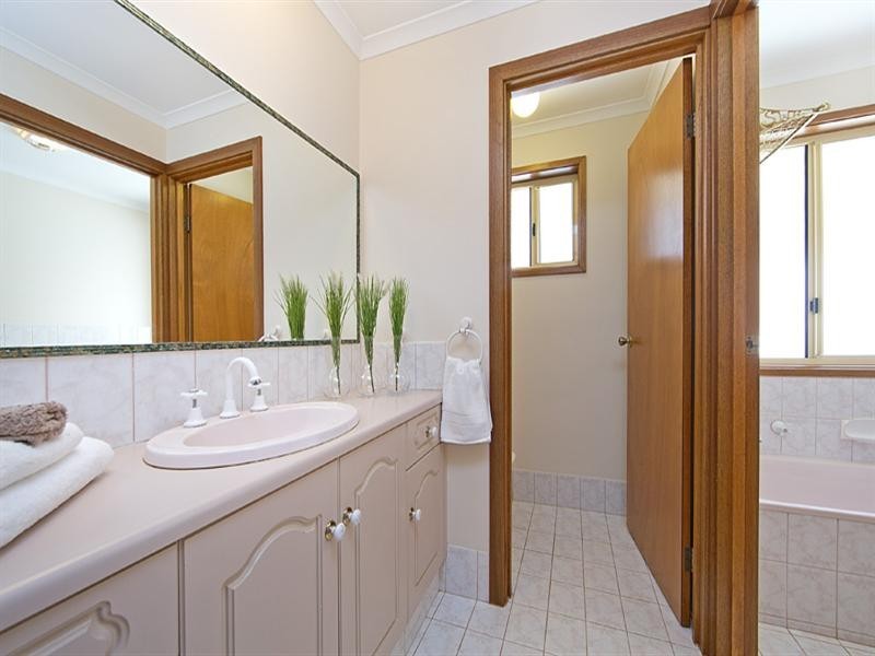 14 Valour Court, Golden Grove SA 5125