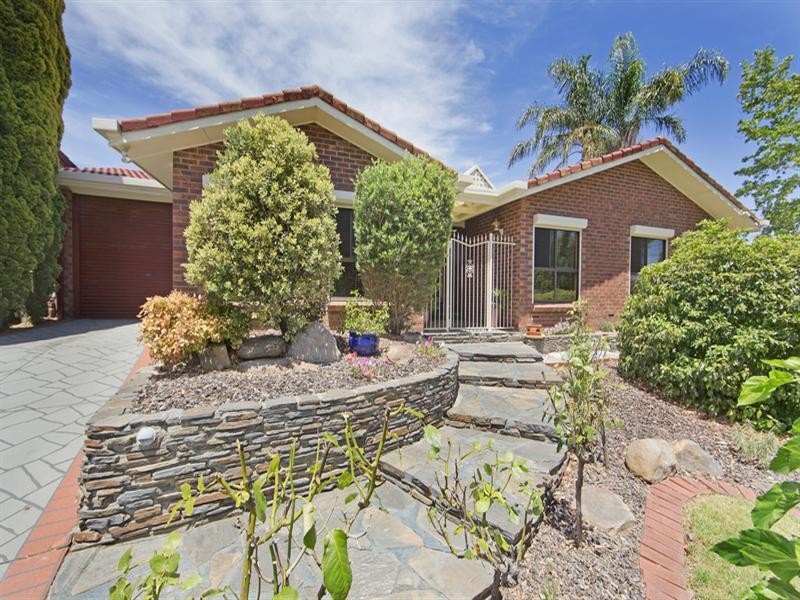 13 Carnoustie Avenue, Fairview Park SA 5126
