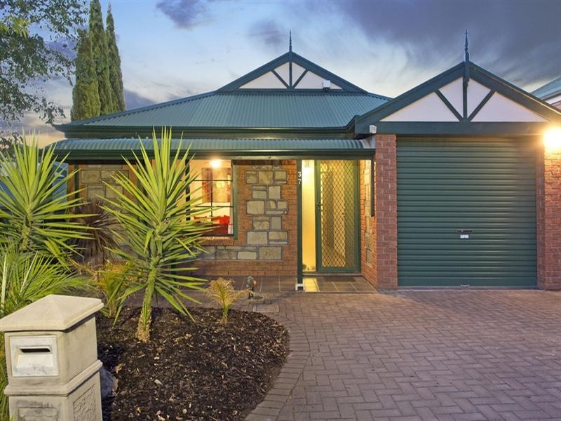 37 Hudson Lowe Drive, Greenwith SA 5125