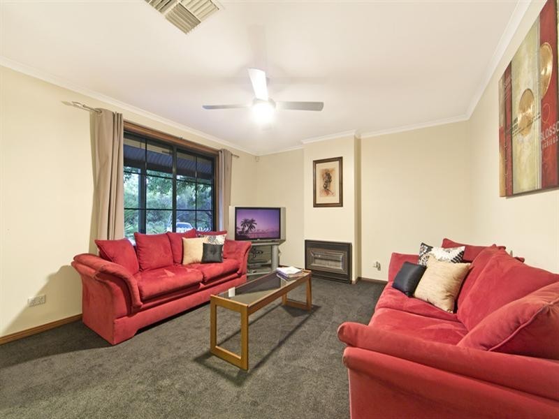 37 Hudson Lowe Drive, Greenwith SA 5125