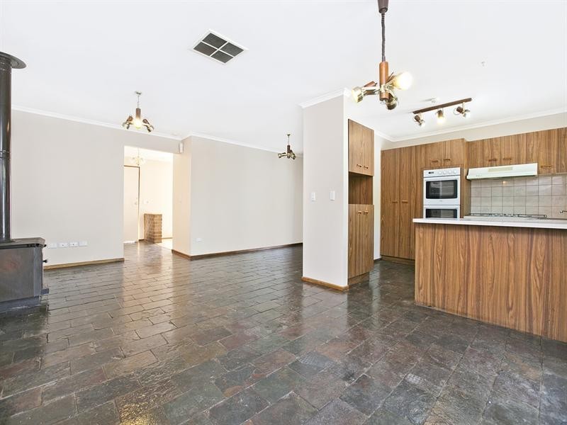 4 Reed Court, Parafield Gardens SA 5107