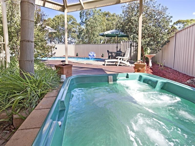 1136 North East Road, St Agnes SA 5097