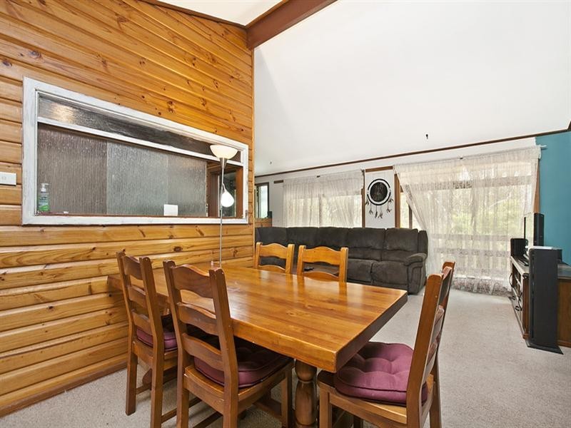 5 Devon Court, Redwood Park SA 5097