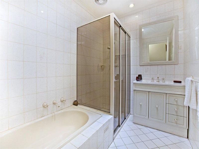 11 Redwood Avenue, Redwood Park SA 5097