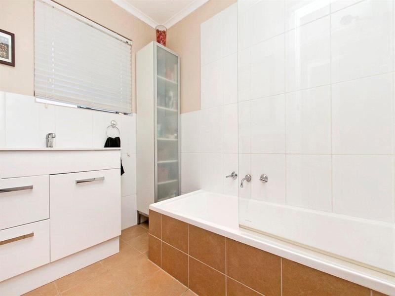 136 Stradbroke Road, Rostrevor SA 5073