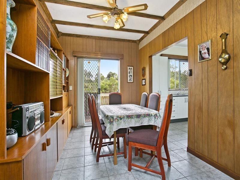 4 Grantham Place, Valley View SA 5093