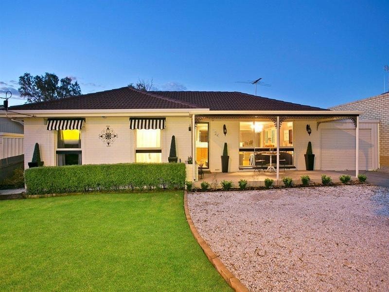124 Milne Road, Para Hills SA 5096