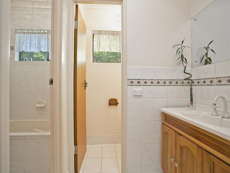 2 Gaylard Crescent, Redwood Park SA 5097