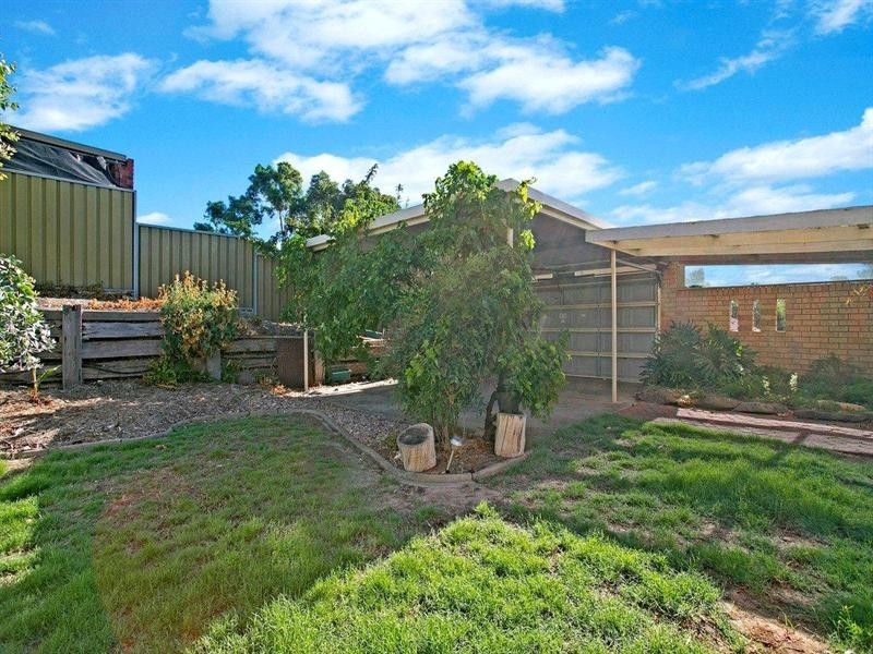 2 Gaylard Crescent, Redwood Park SA 5097