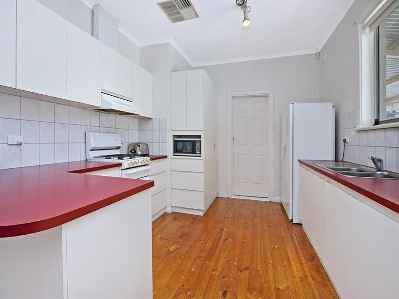 5 Siddall Road, Elizabeth Vale SA 5112