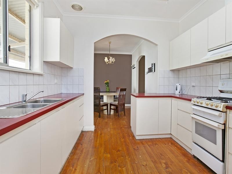 5 Siddall Road, Elizabeth Vale SA 5112