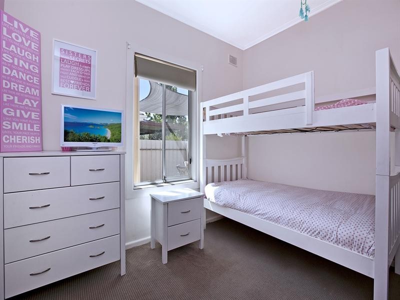 5 Siddall Road, Elizabeth Vale SA 5112