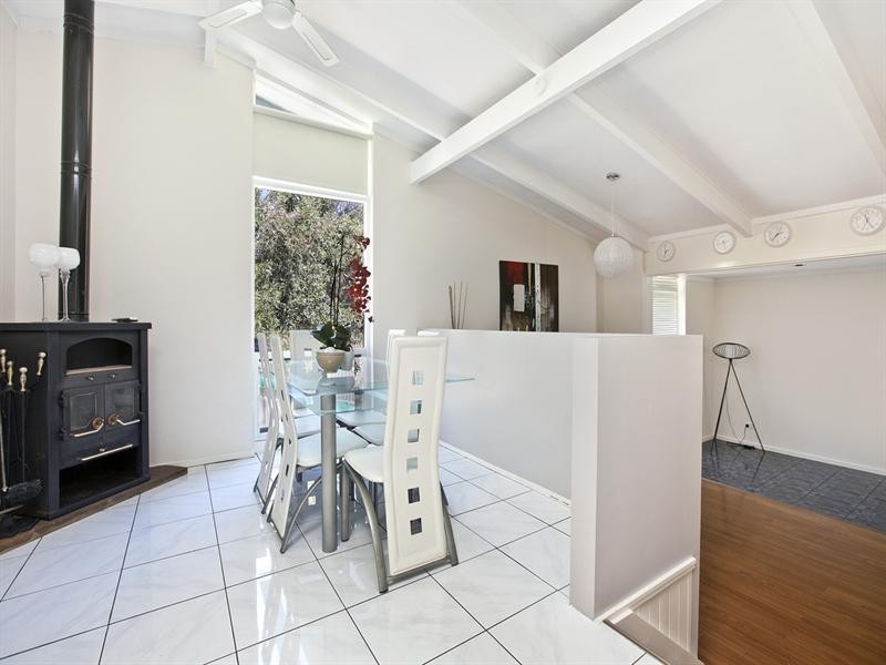 58 Down Drive, Valley View SA 5093