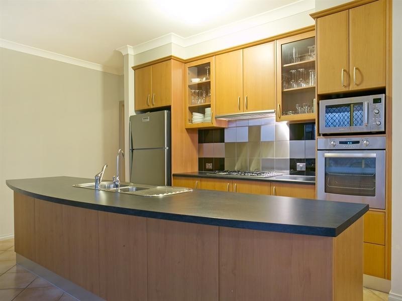 33 Parkway Avenue, Walkley Heights SA 5098