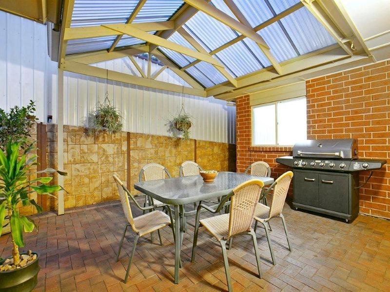 33 Parkway Avenue, Walkley Heights SA 5098