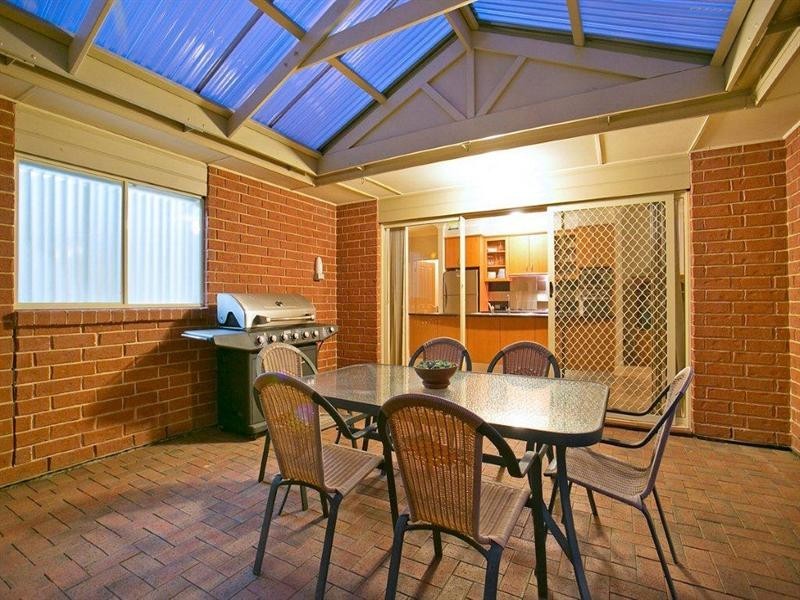 33 Parkway Avenue, Walkley Heights SA 5098