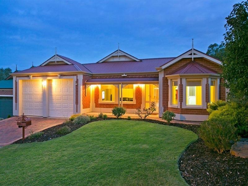 33 Parkway Avenue, Walkley Heights SA 5098