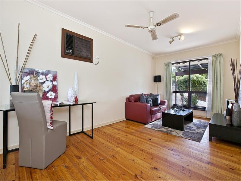 17 Faulkner Street, Modbury SA 5092