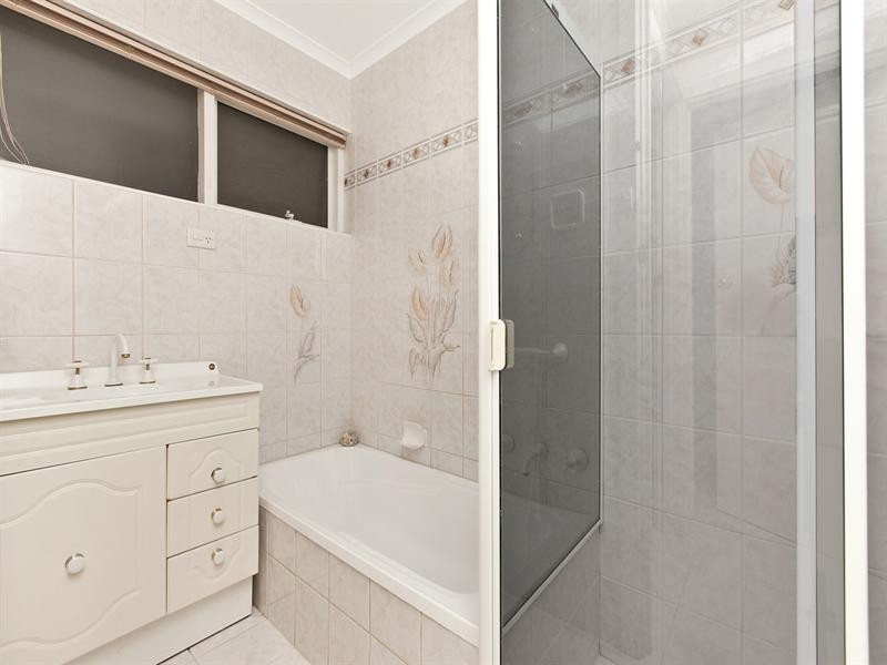 8 Torrens Place, Salisbury SA 5108