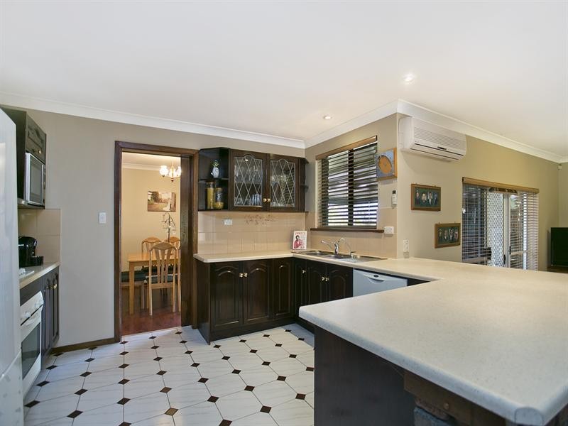 34 Coomurra Drive, Salisbury Heights SA 5109