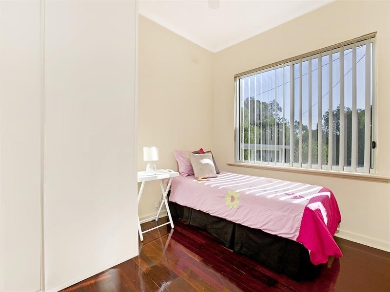 8 Yarramie Avenue, Banksia Park SA 5091