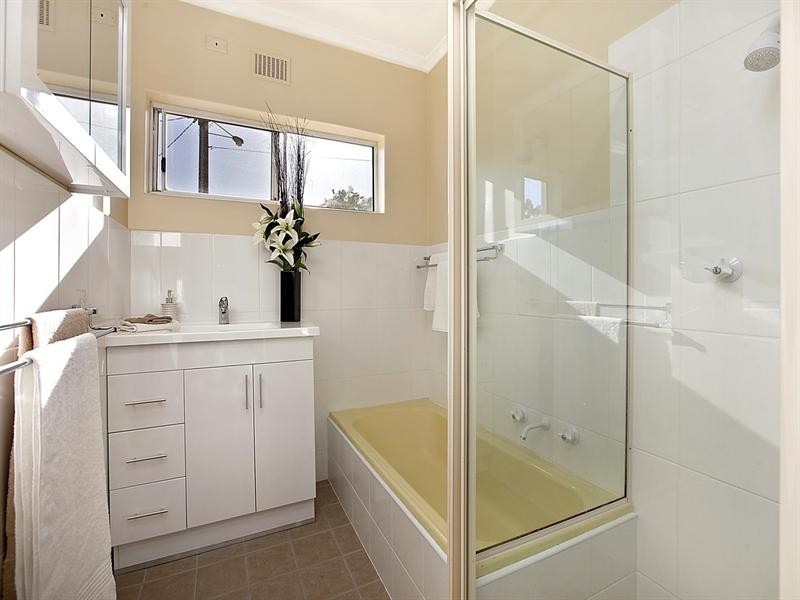 8 Yarramie Avenue, Banksia Park SA 5091