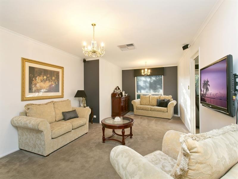 23 Cambridge Street, Gilles Plains SA 5086