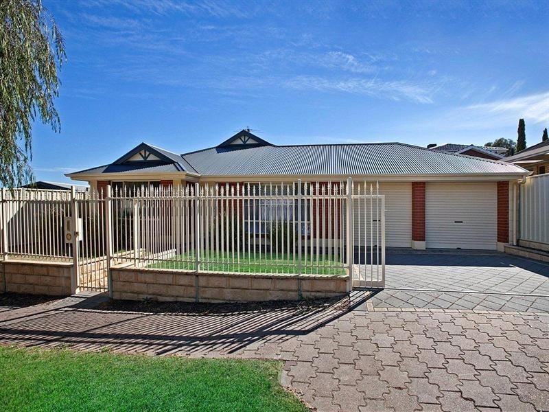 2A Vale Avenue, Valley View SA 5093