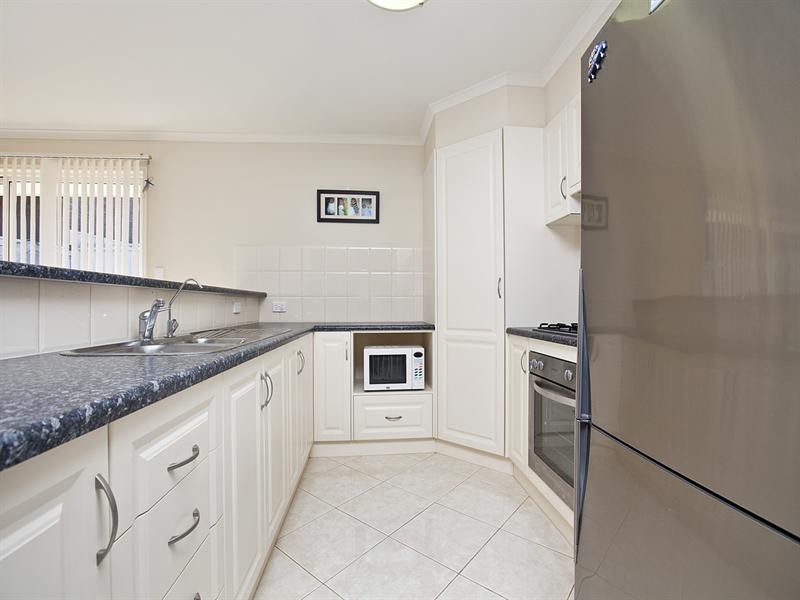 2A Vale Avenue, Valley View SA 5093