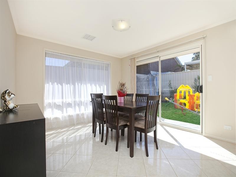 2A Vale Avenue, Valley View SA 5093