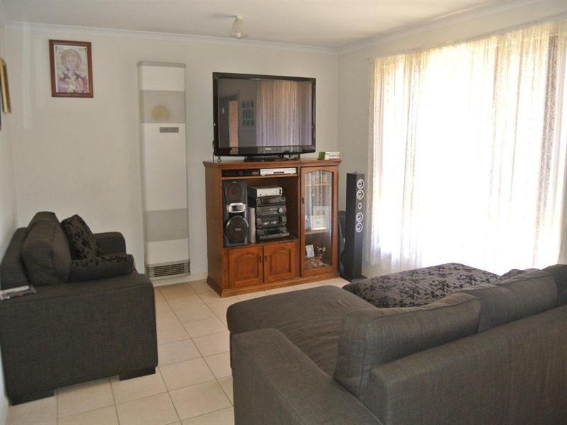 13 Julie Road, Para Hills SA 5096