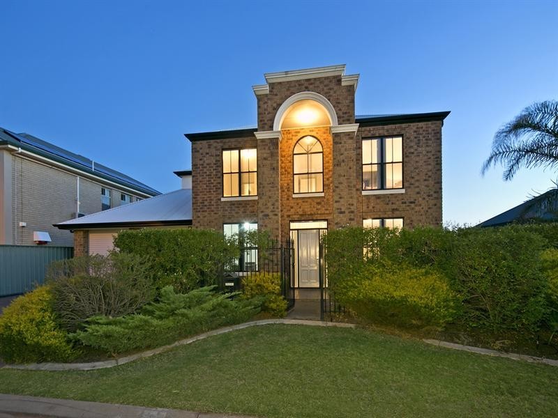 6 Blue Wren Circuit, Mawson Lakes SA 5095