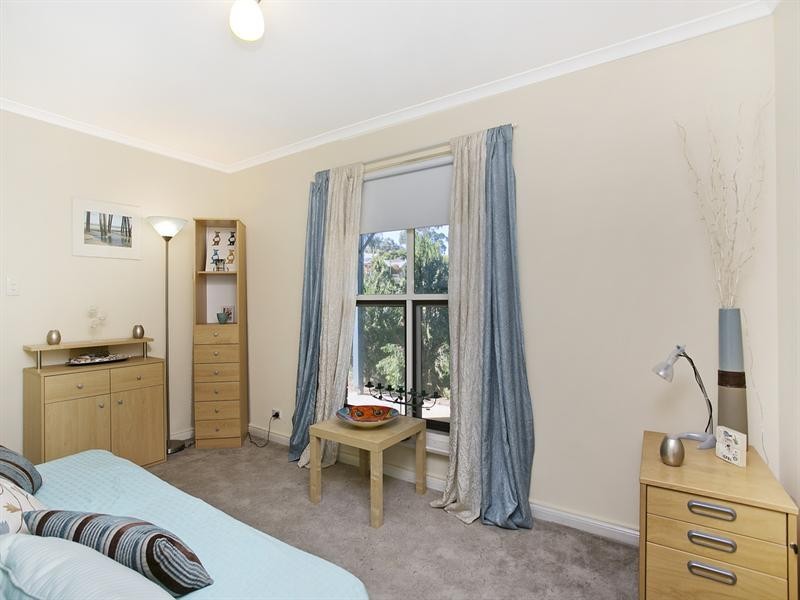 39a and 39b Heather Court, Paradise SA 5075